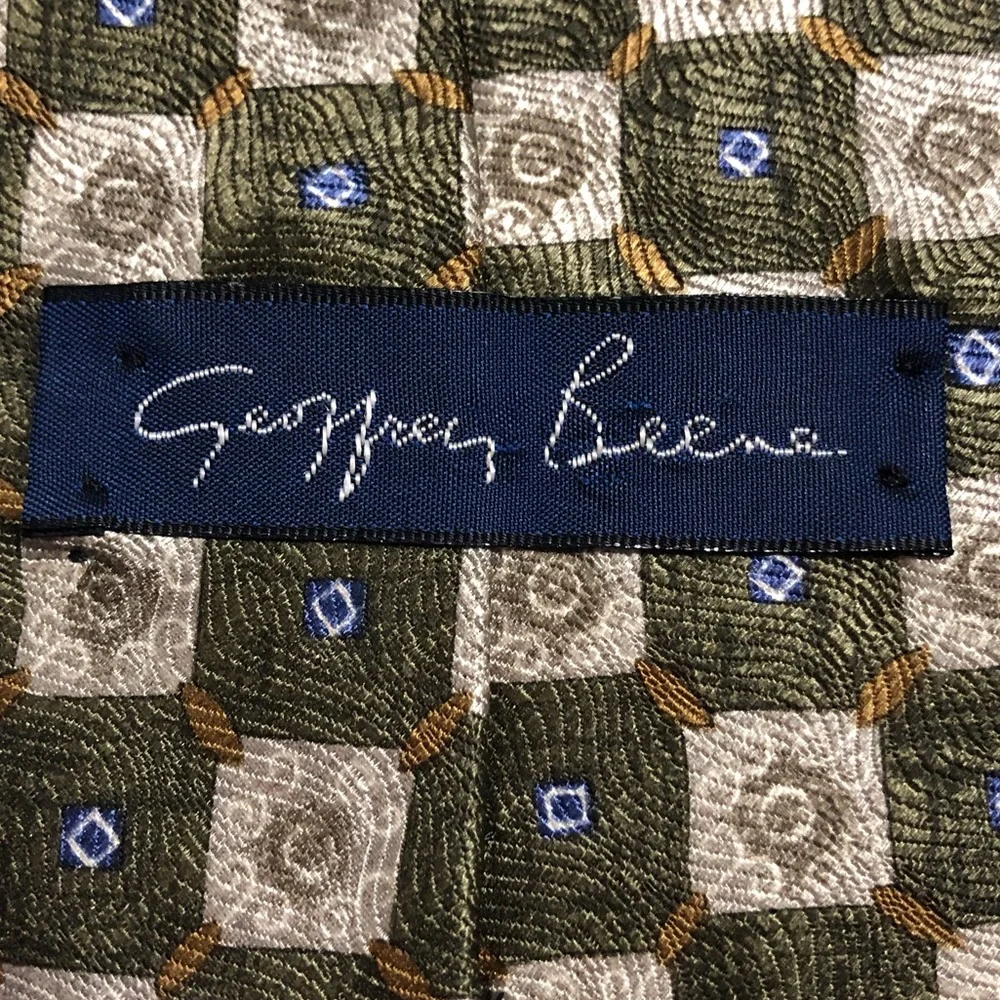 Geoffrey Beene Silk Green Patterned Men’s Tie